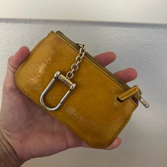 Gucci Patent Leather Pouch card case - Picture 2 of 3